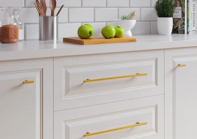 Gdzie najlepiej kupić rzeczy do domu? Praktyczny przewodnik wnętrzarski