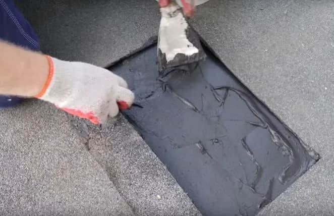 Jak załatać dziurę w dachu z blachy i uniknąć kosztownych napraw